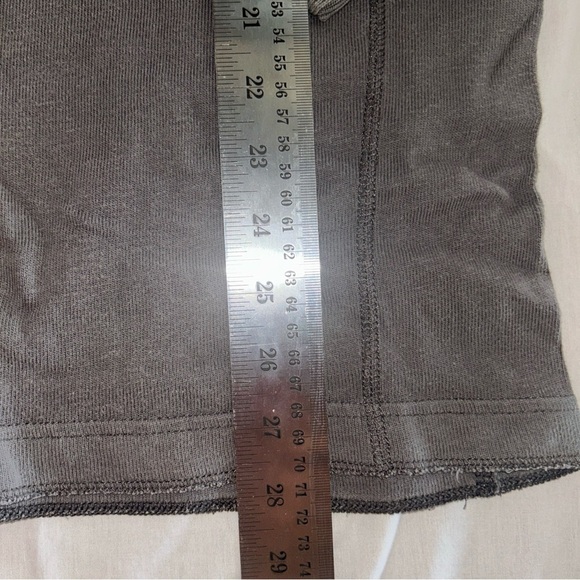 Abercrombie & Fitch Gray Long Sleeve Tee - Picture 3 of 7